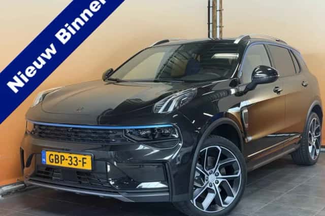 Lynk & Co 01 (2024) thumbnail 1