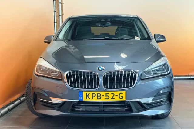 BMW 2-Serie Active Tourer (2021) thumbnail 2