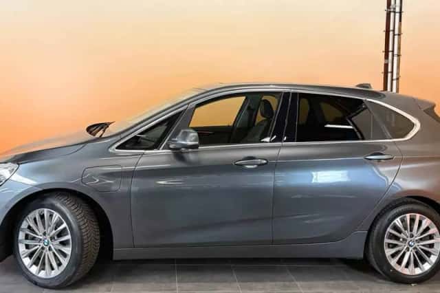 BMW 2-Serie Active Tourer (2021) thumbnail 3