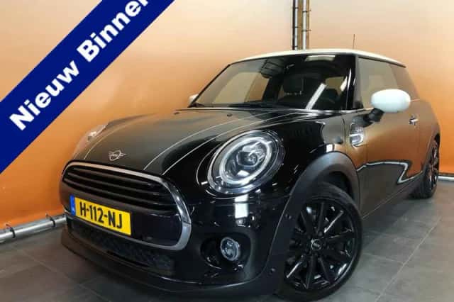 MINI Cooper (2020) thumbnail 1