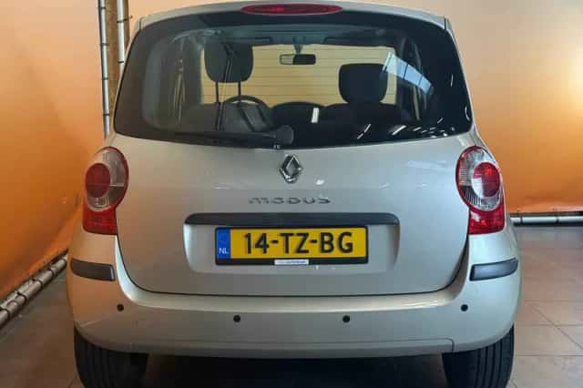 Renault Modus (2007) thumbnail 5