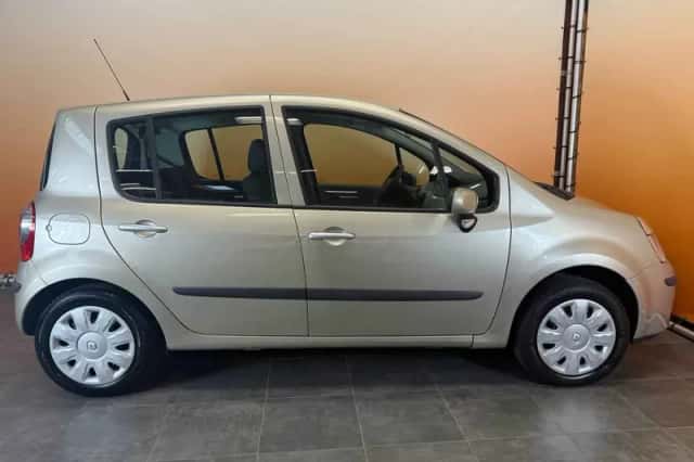 Renault Modus (2007) thumbnail 6