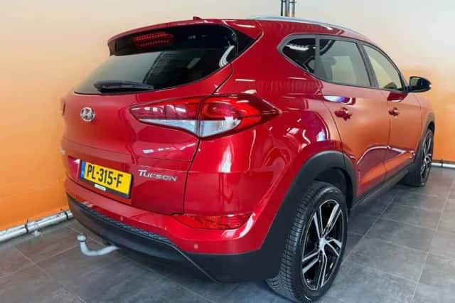 Hyundai Tucson (2017) thumbnail 4