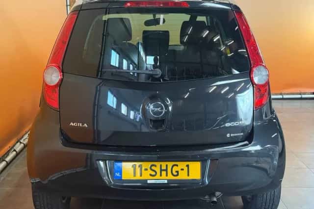 Opel Agila (2011) thumbnail 5