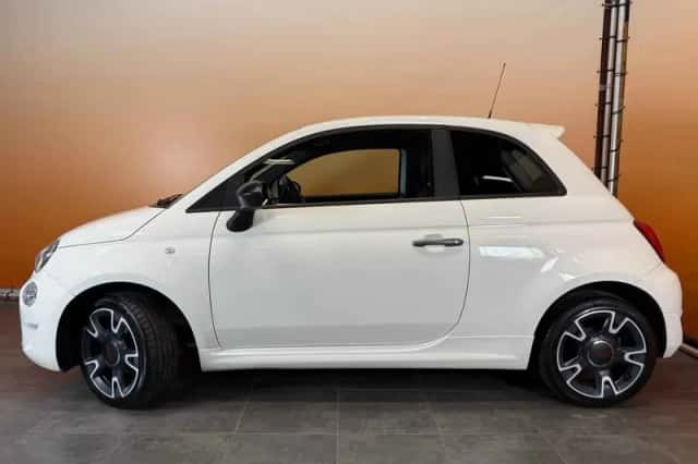 Fiat 500 (2017) thumbnail 3