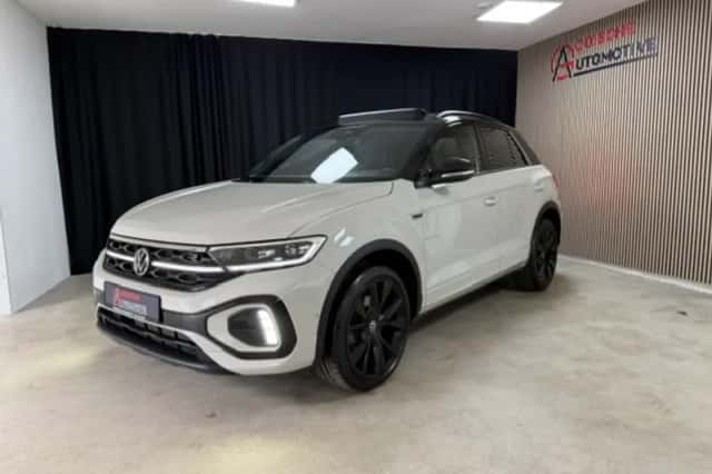 Volkswagen T-Roc (2024) thumbnail 1