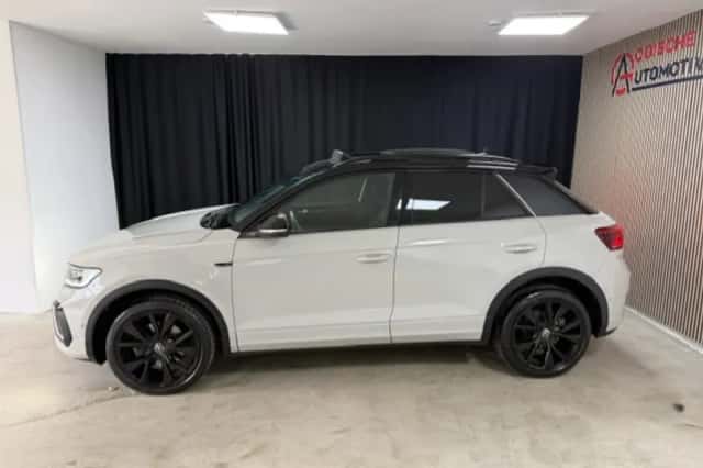 Volkswagen T-Roc (2024) thumbnail 5