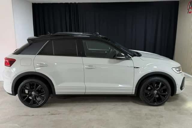 Volkswagen T-Roc (2024) thumbnail 6