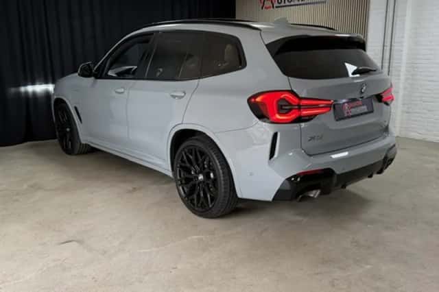 BMW X3 (2022) thumbnail 4