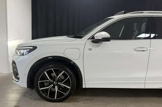 Volkswagen Tiguan (2025) thumbnail 4