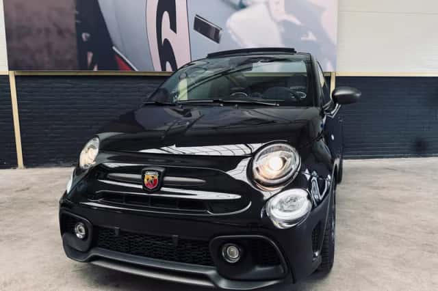Fiat 500C (2020) thumbnail 3