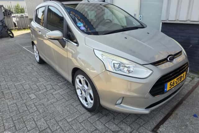 Ford B-Max (2013) thumbnail 2
