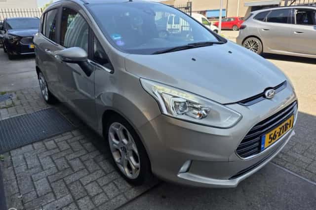 Ford B-Max (2013) thumbnail 3