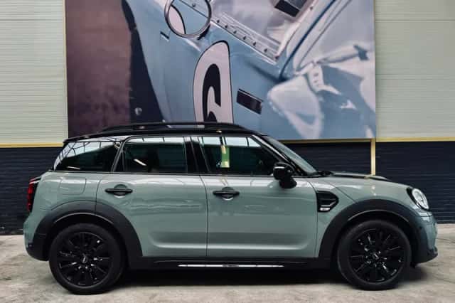 MINI Countryman (2018) thumbnail 4