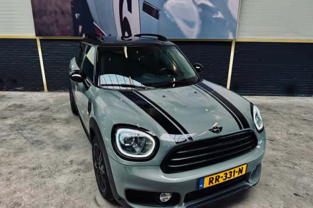 MINI Countryman (2018) thumbnail 5