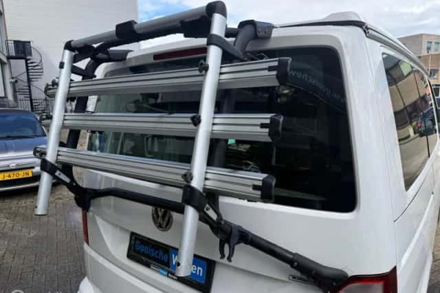 Volkswagen Transporter (2016) thumbnail 2