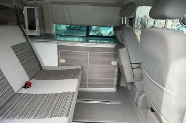 Volkswagen Transporter (2016) thumbnail 6