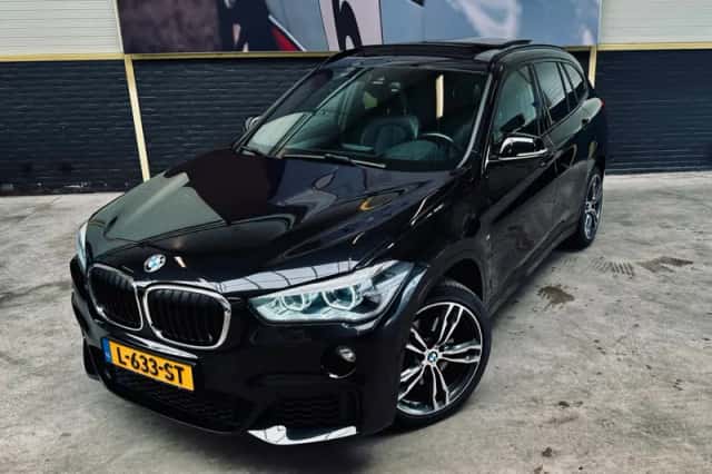 BMW X1 (2017) thumbnail 6
