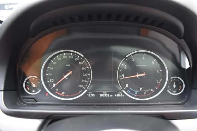BMW 5-Serie (2015) thumbnail 6