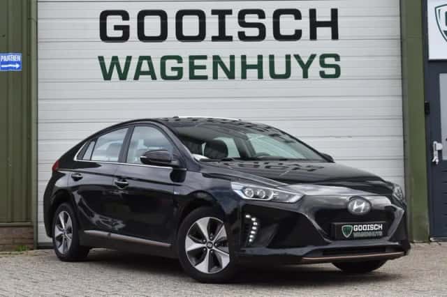Hyundai Ioniq (2018) thumbnail 2