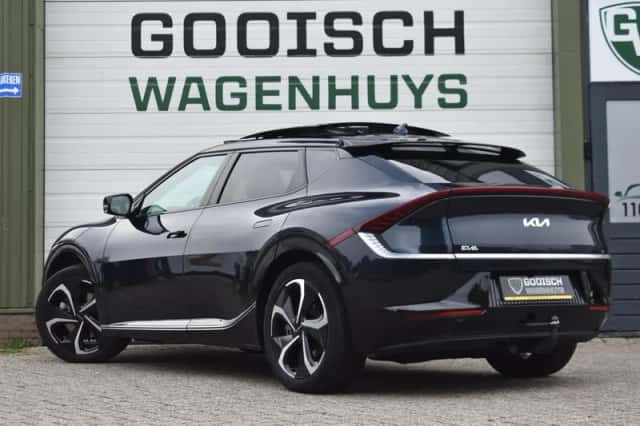 Kia EV6 (2022) thumbnail 3