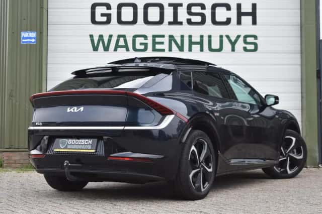 Kia EV6 (2022) thumbnail 4