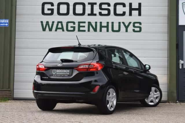 Ford Fiesta (2019) thumbnail 4