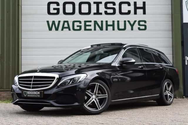 Mercedes-Benz C-Klasse (2014) thumbnail 1