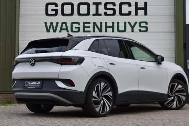 Volkswagen ID.4 (2020) thumbnail 4