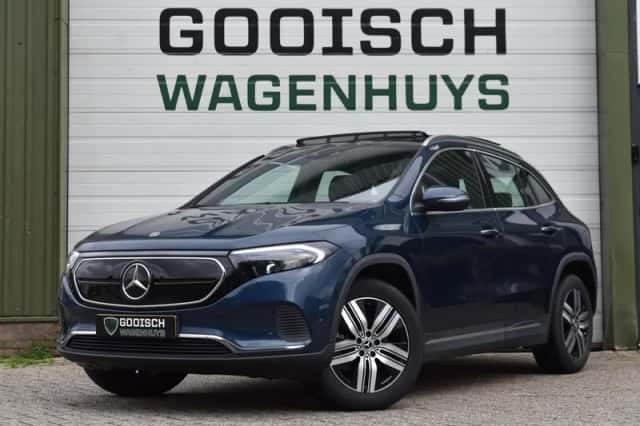 Mercedes-Benz EQA (2023) thumbnail 1