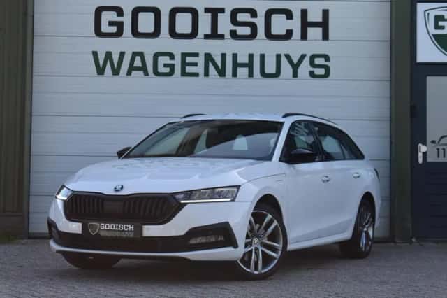 Škoda Octavia (2021) thumbnail 1