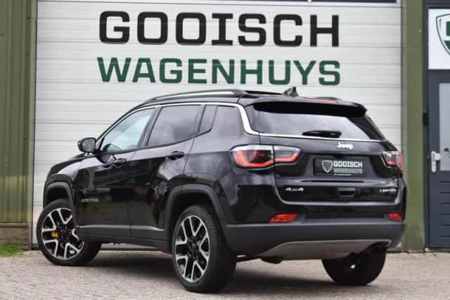 Jeep Compass (2019) thumbnail 3
