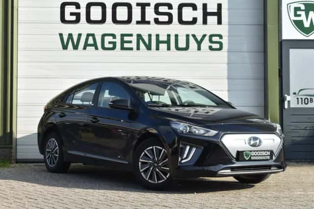 Hyundai Ioniq (2021) thumbnail 2