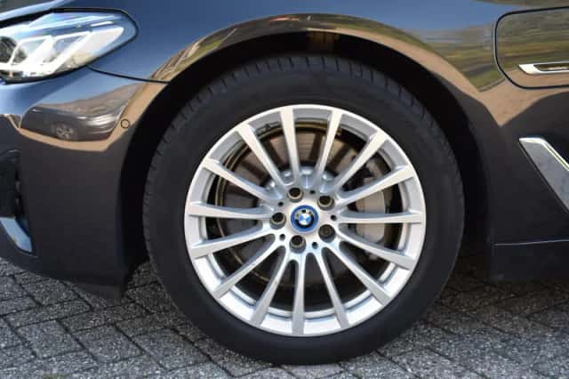 BMW 5-Serie (2022) thumbnail 5