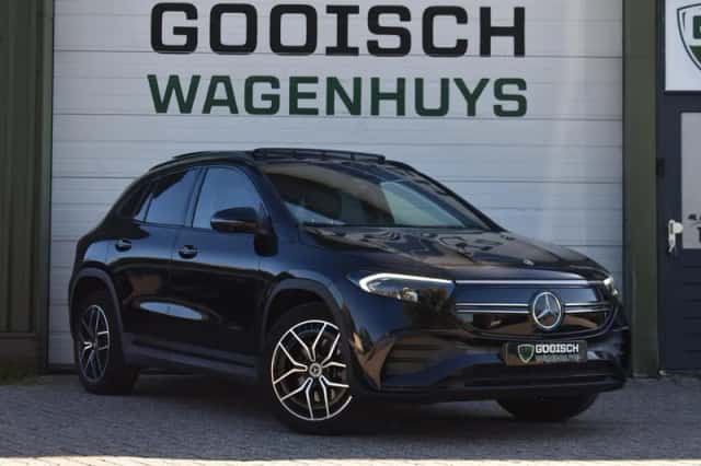 Mercedes-Benz EQA (2021) thumbnail 2