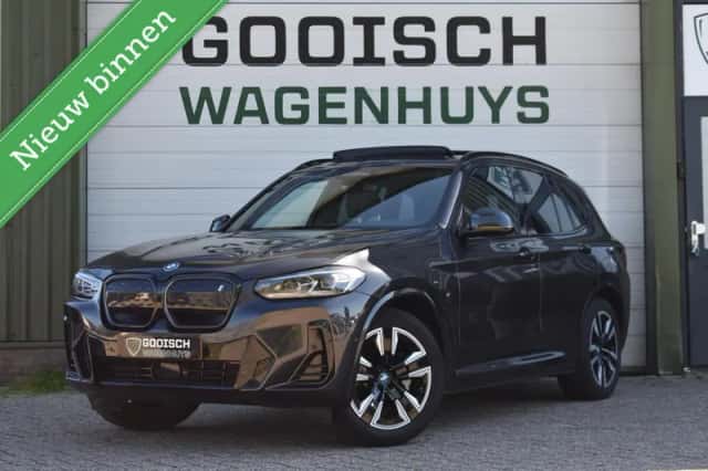 BMW iX3 (2022) thumbnail 1