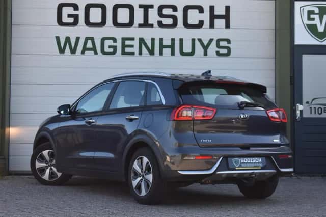 Kia Niro (2019) thumbnail 3