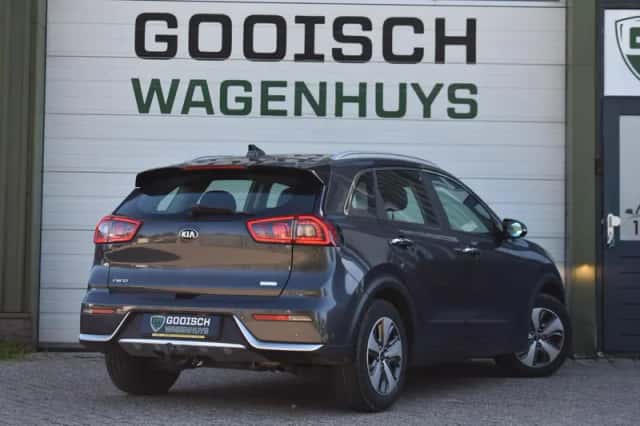 Kia Niro (2019) thumbnail 4