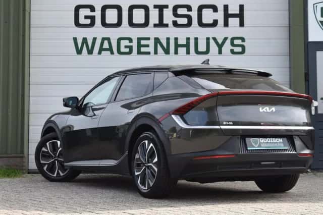 Kia EV6 (2022) thumbnail 3