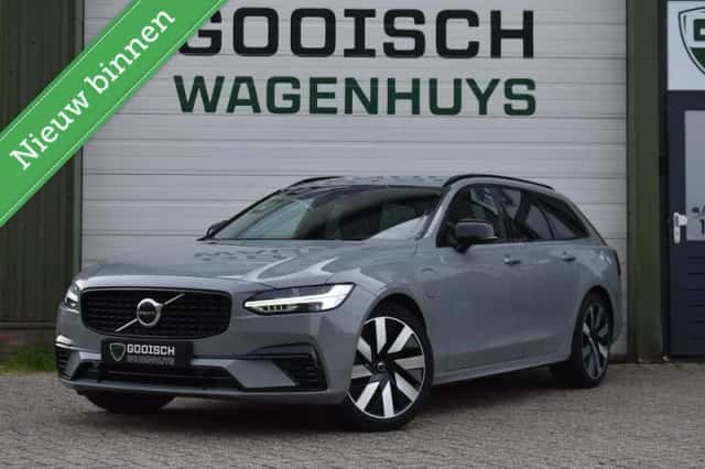 Volvo V90 (2025) thumbnail 1