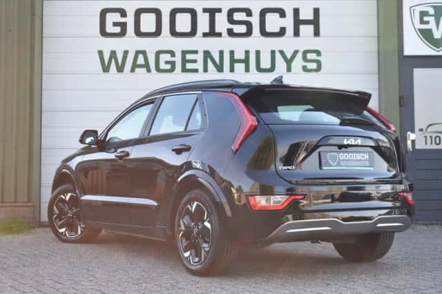 Kia Niro EV (2023) thumbnail 3