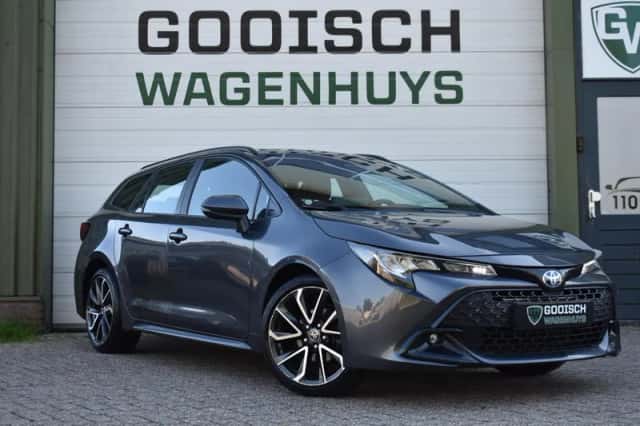 Toyota Corolla (2024) thumbnail 2