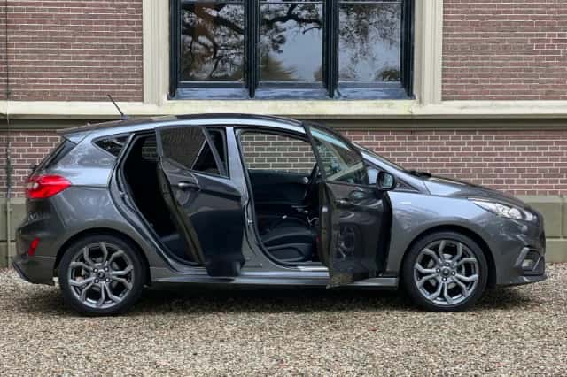 Ford Fiesta (2018) thumbnail 5