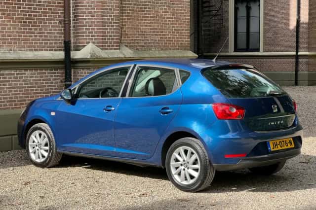 SEAT Ibiza (2014) thumbnail 5