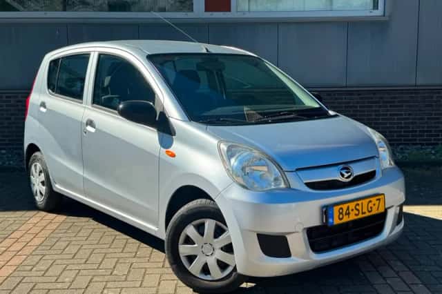 Daihatsu Cuore (2011) thumbnail 2