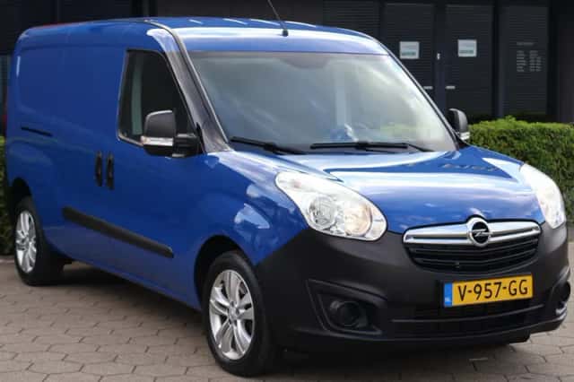 Opel Combo (2017) thumbnail 3