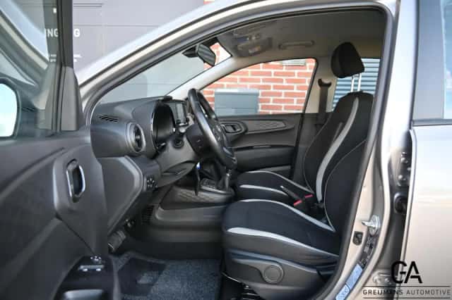 Hyundai i10 (2022) thumbnail 3