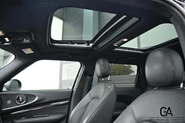 MINI Clubman (2019) thumbnail 4