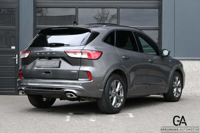 Ford Kuga (2021) thumbnail 2