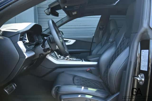 Audi Q8 (2021) thumbnail 4